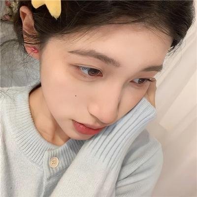 露露·贝特小姐